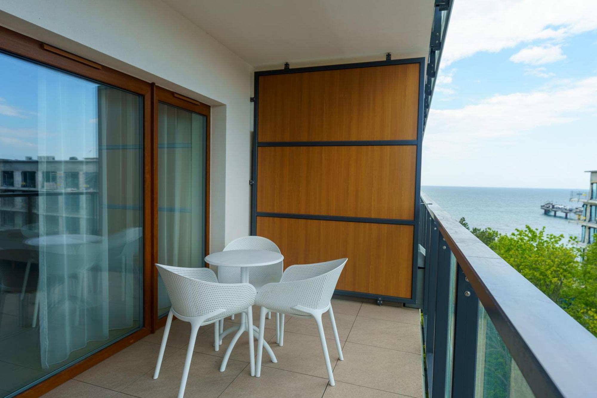 Aquamarina Prima Deluxe Studios With Sea View By Noclegi Renters Miedzyzdroje Exteriér fotografie